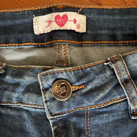 High Rise Freyed Hem Jean - Picture 3 of 4